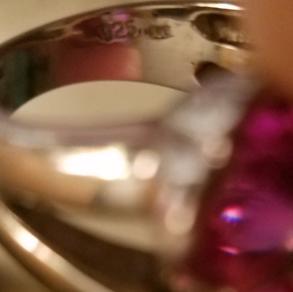 Pink flower ring - Picture 2 of 7